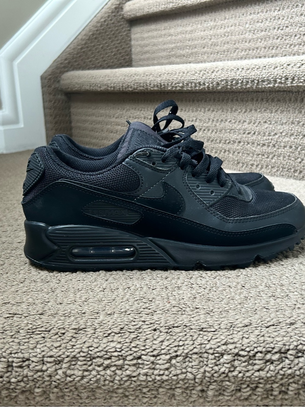 Nike Air Max youth size 8